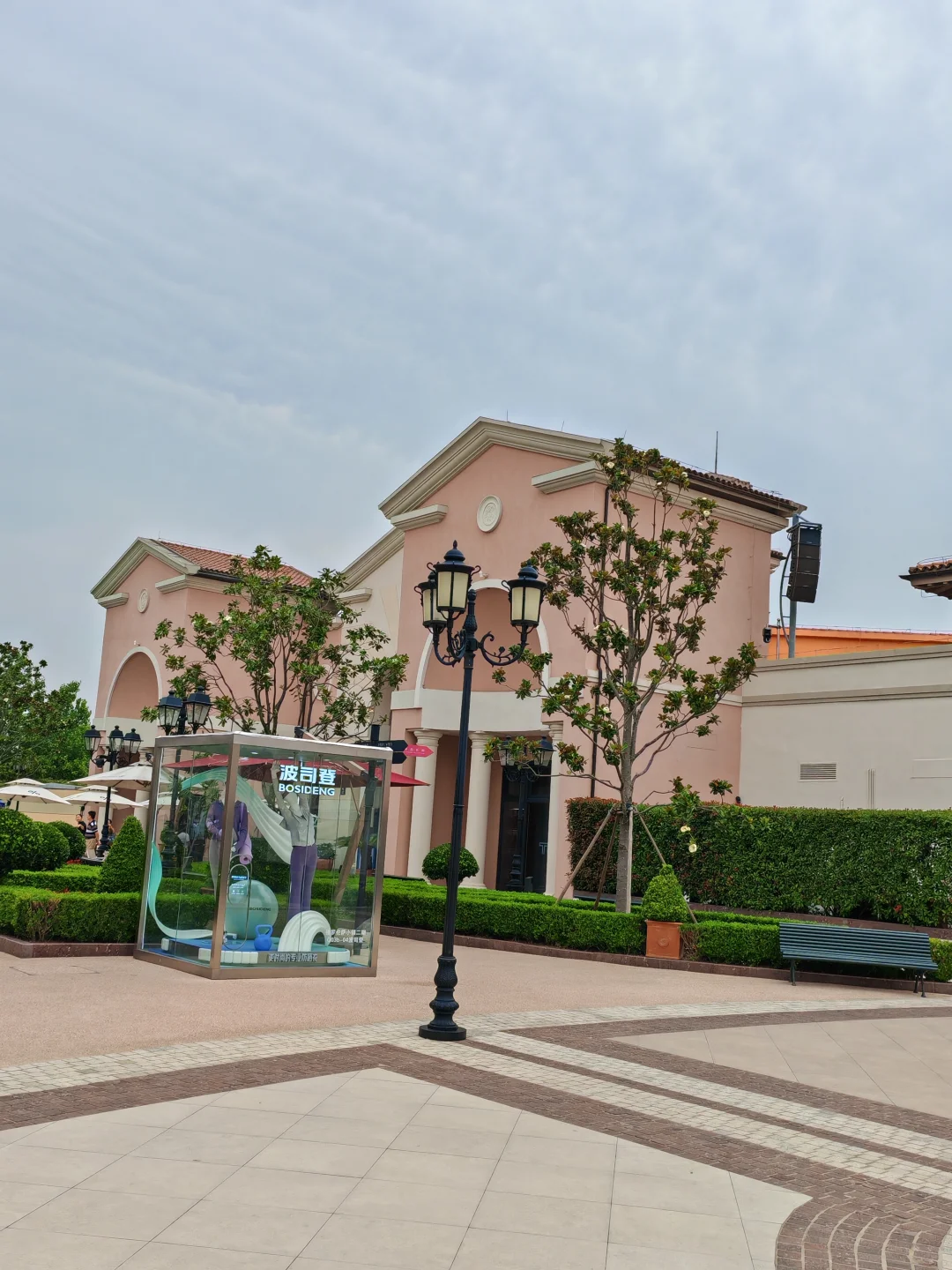 建在海边的研发中心，是浪费还是浪漫？