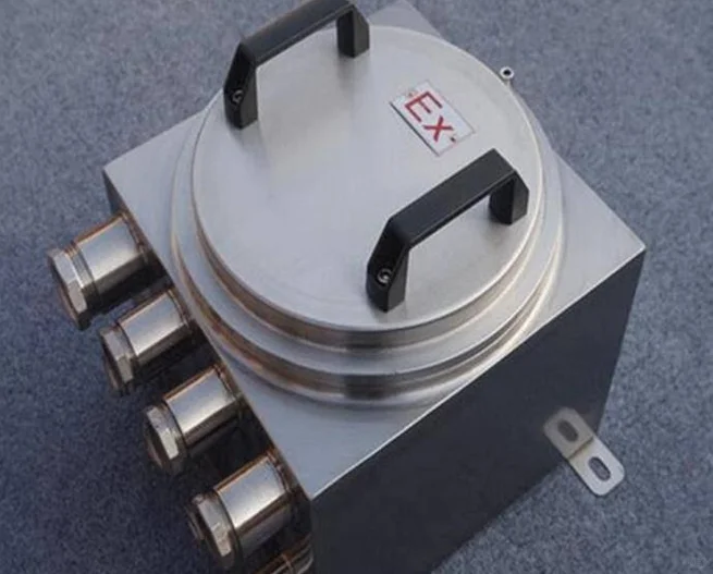 首安304不锈钢防爆箱