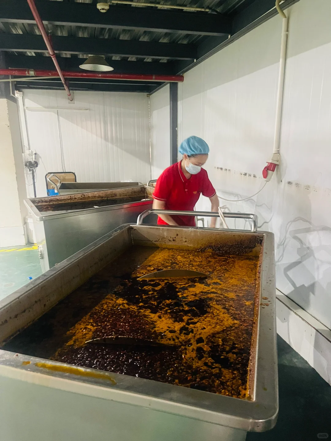 走进我们的车间：一袋火锅底料的诞生