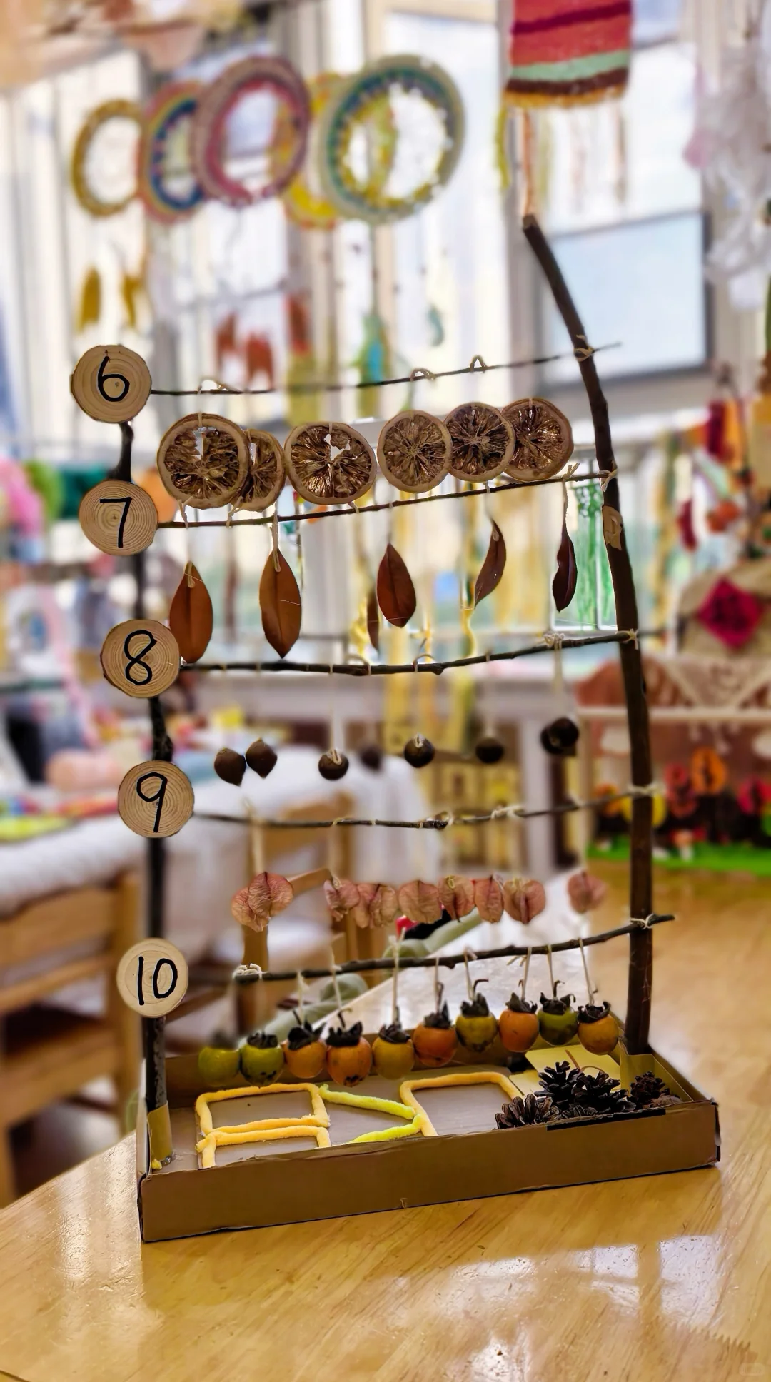 幼儿园?秋天环创/毛线?创意手工小树