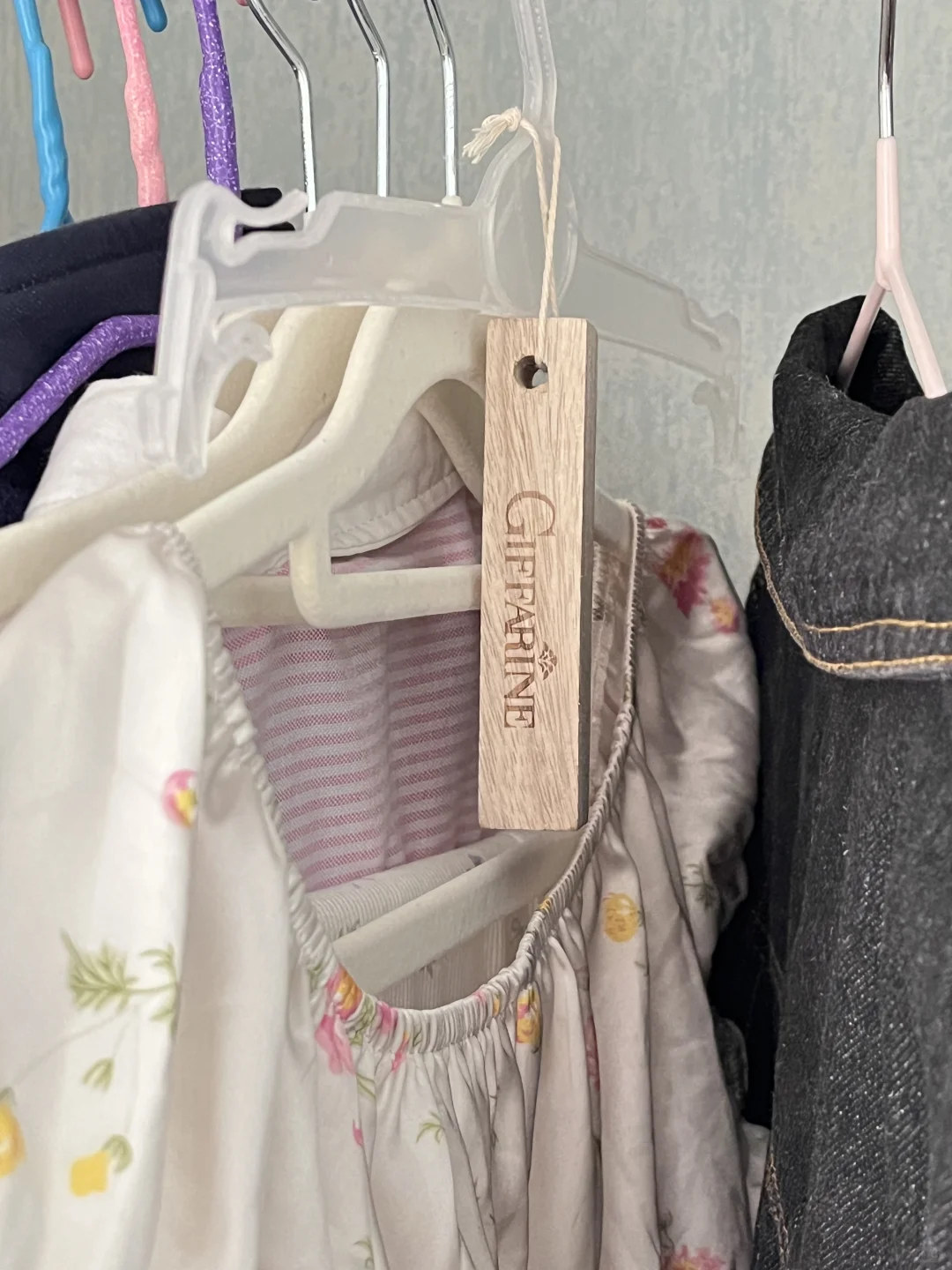 由于我不停的用樟木条...飞虫真的没有了！