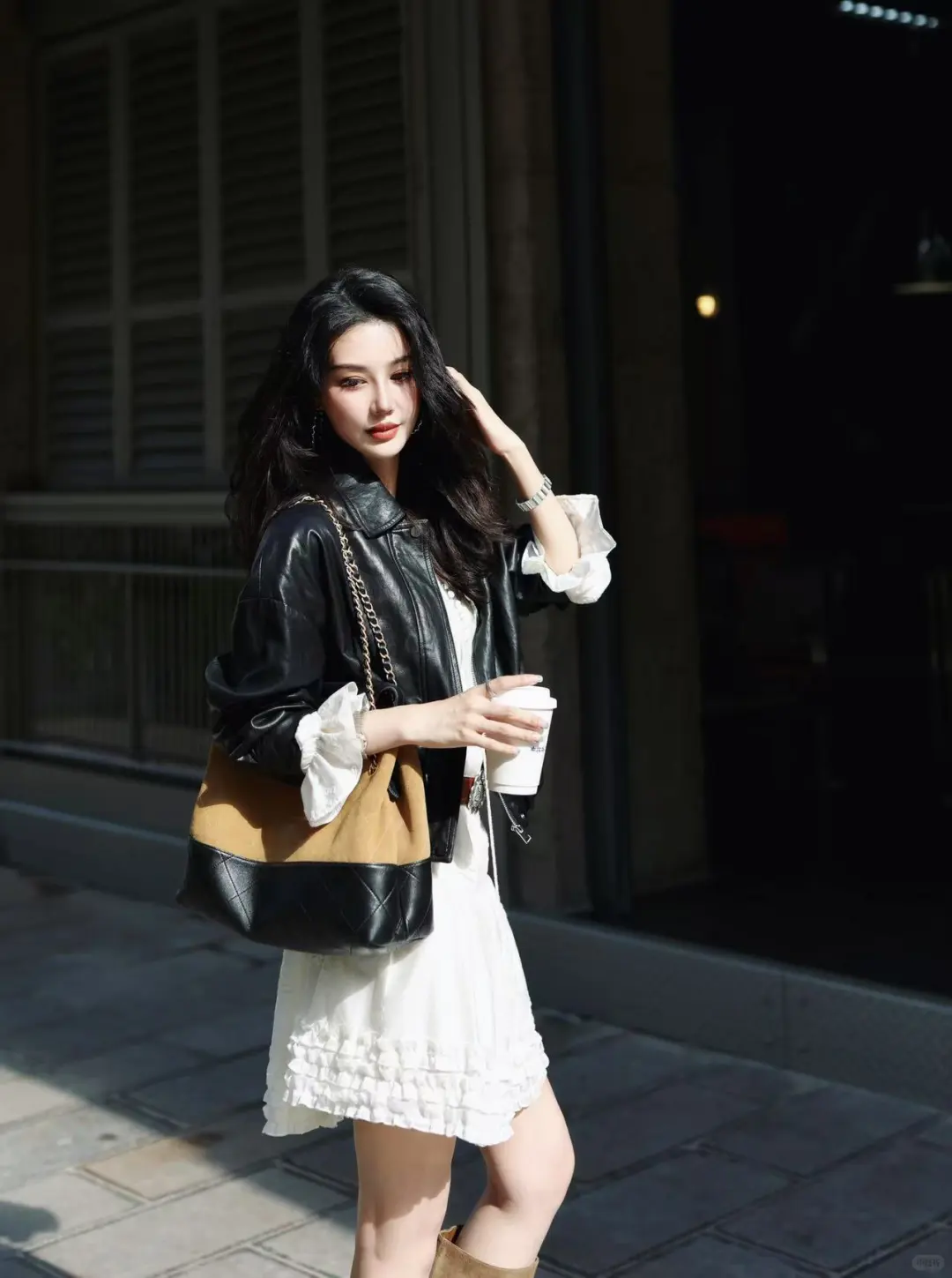 香影试衣间?皮衣+连衣裙=慵懒高级感