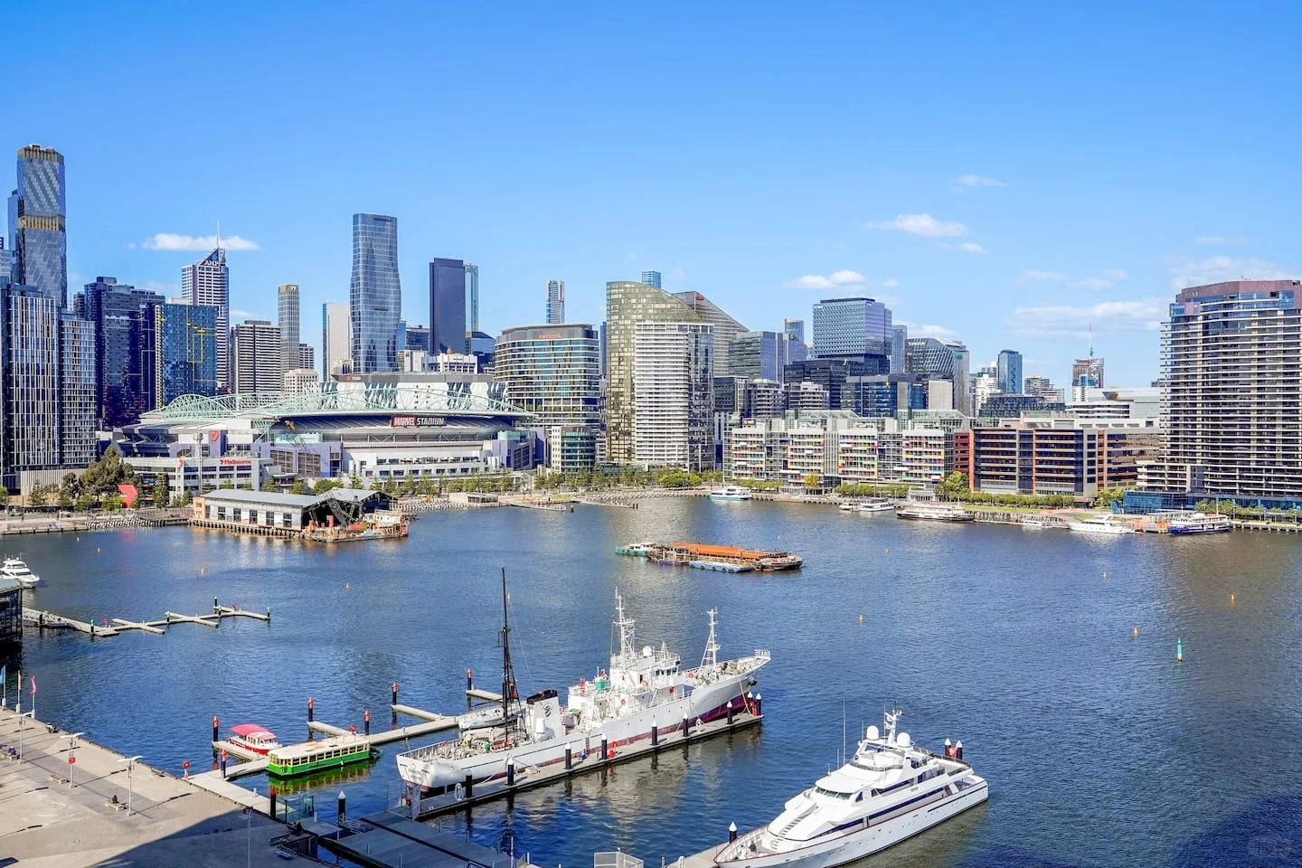 好➕急出Docklands海景2B‼️还有超大阳台