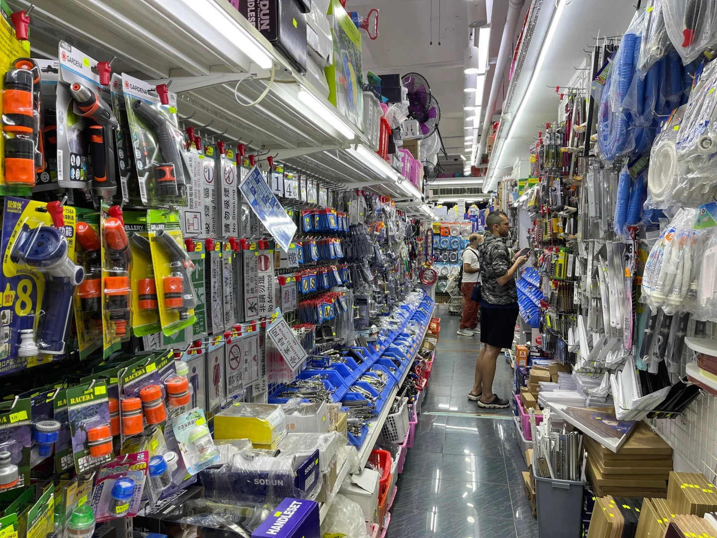 香港深水埗一日购物指南!超多工具店等你