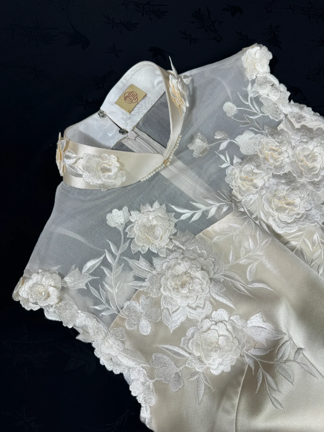 修身显腿长的款式