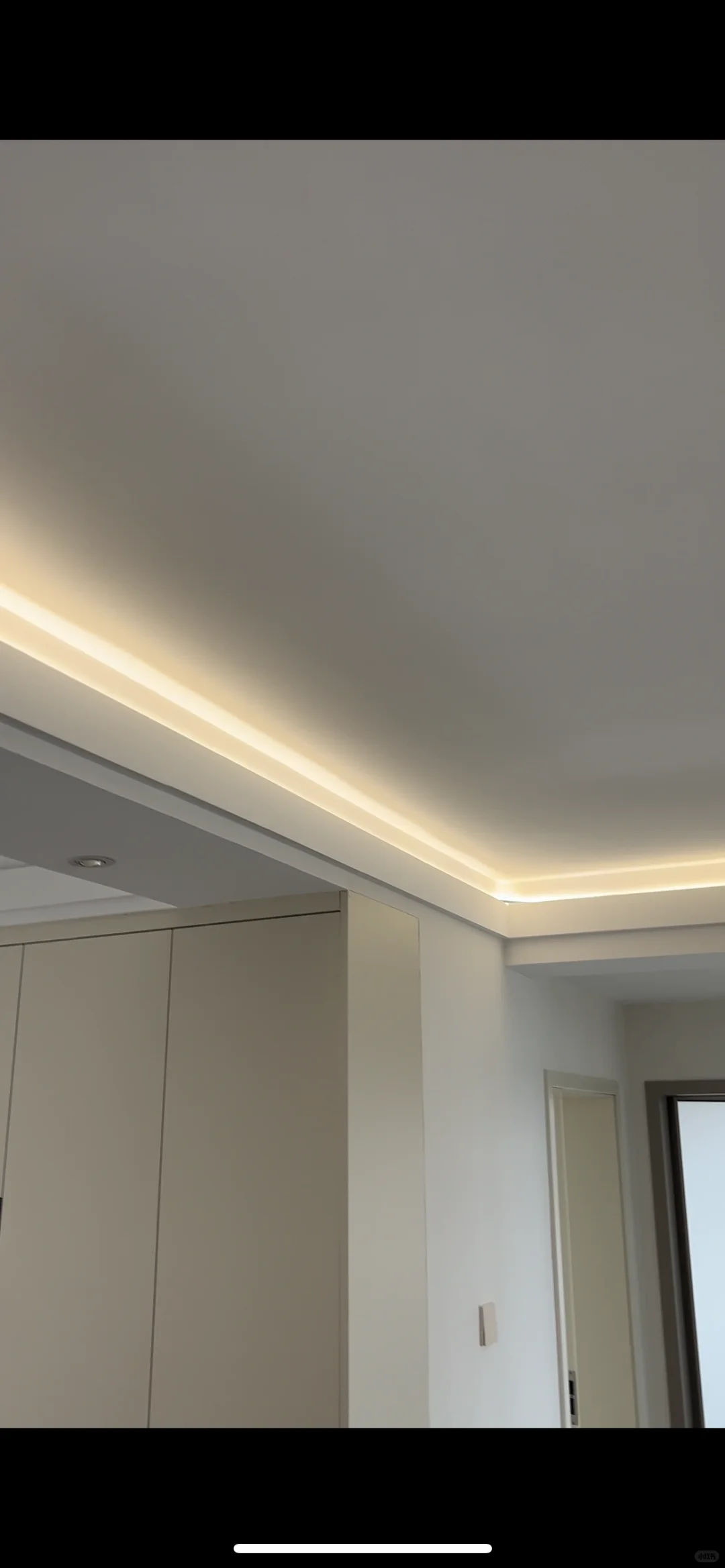 如何在吊顶上安装灯带