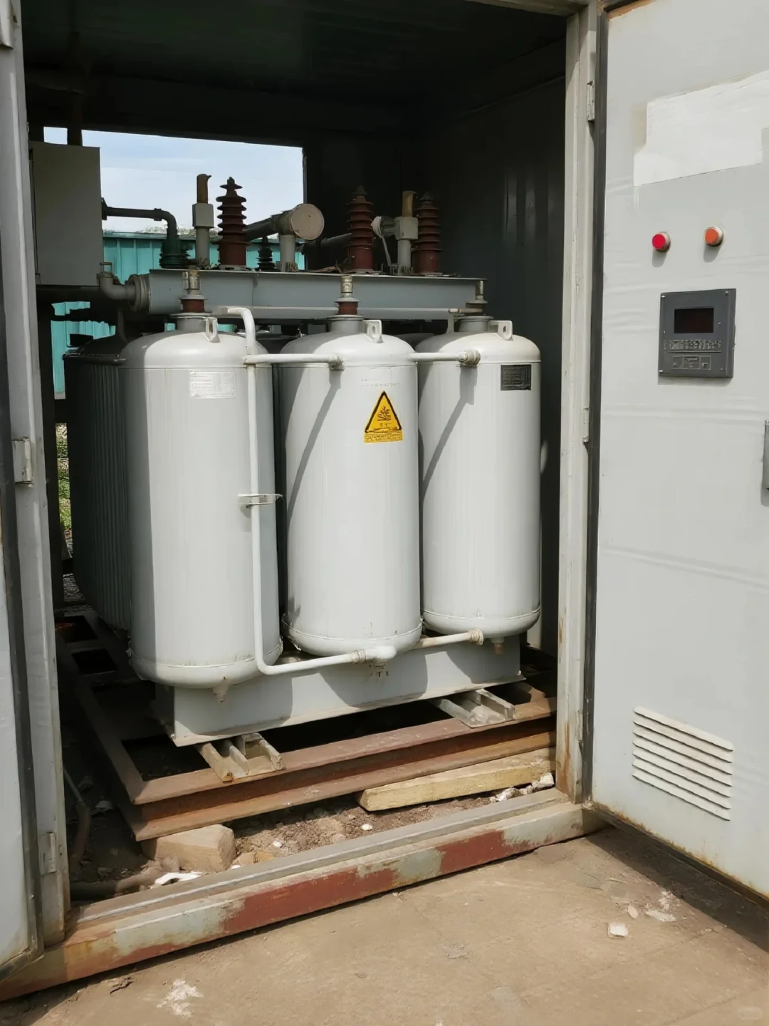 变压器回收找我们 价高靠谱秒打款