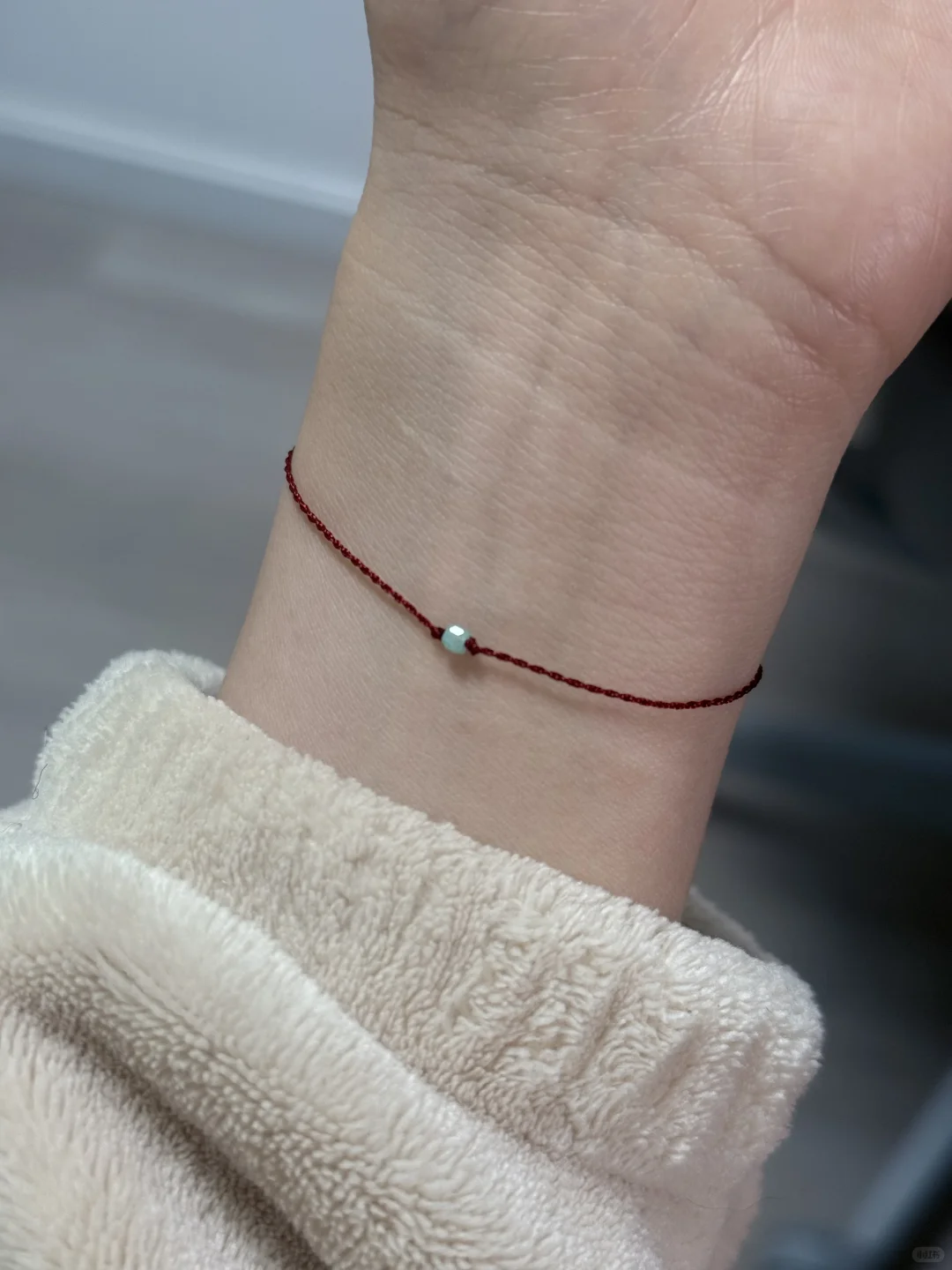 【冬上新】?6.9首单特惠，细款酒红色手绳