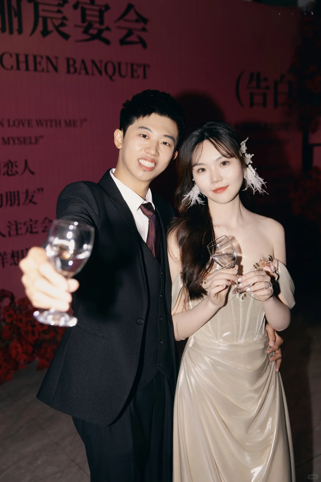 新余婚纱礼服｜把宴会优雅焊在设计里?