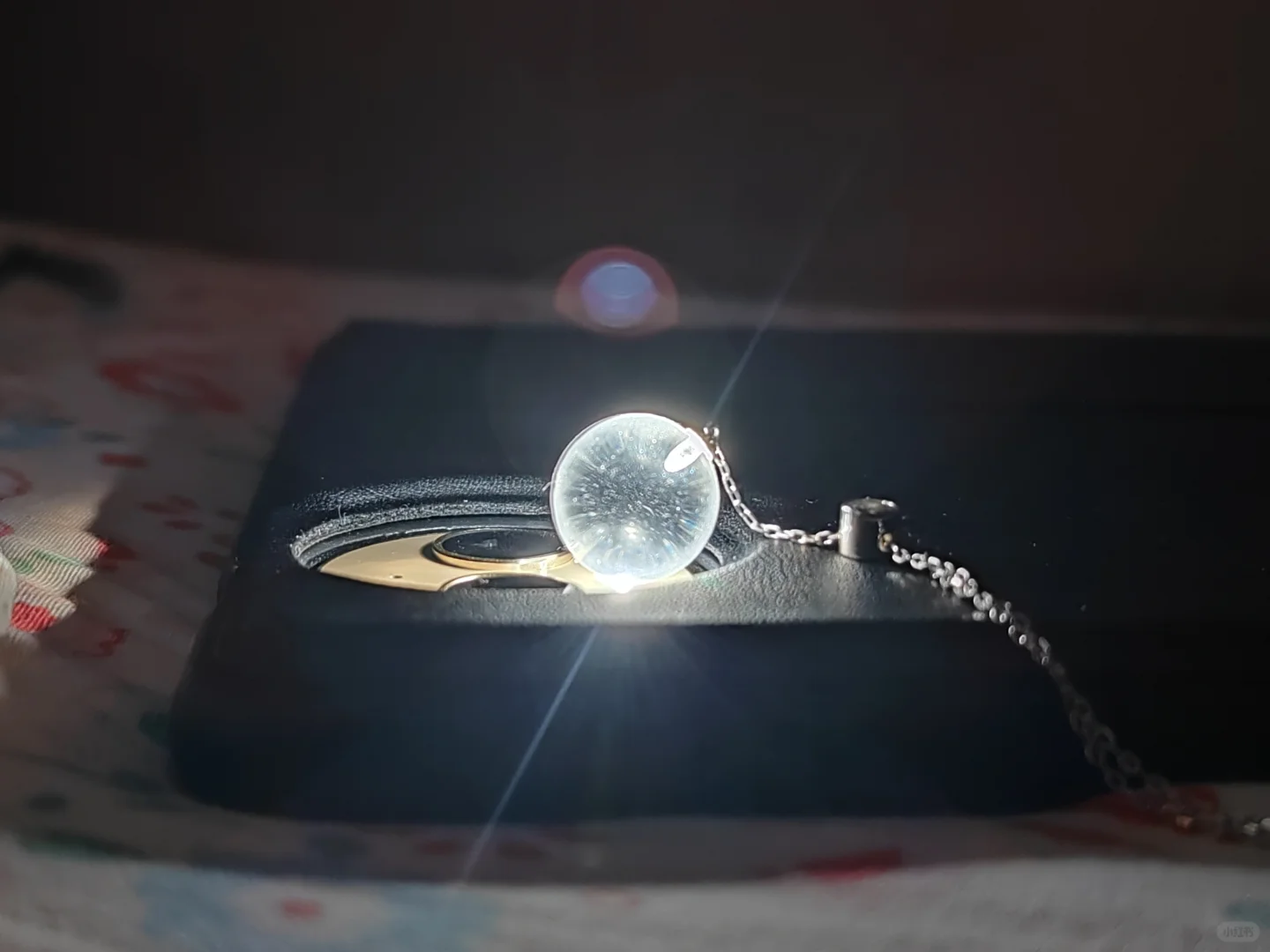 是白水晶还是大玻璃