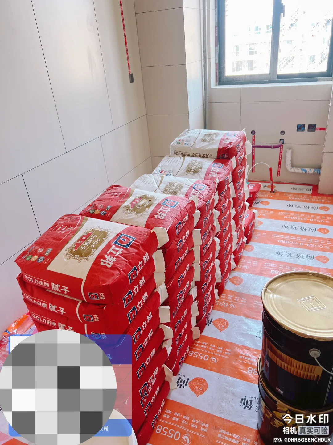 装修搭子们左滑帮我验收油漆材料