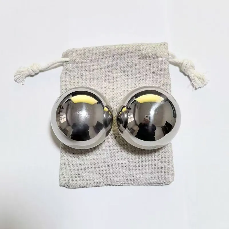 304做不锈钢球的厂家联系下哦