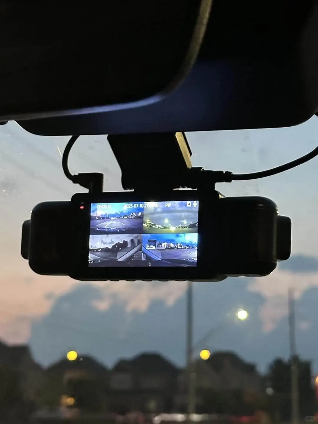 ??免测360°行车记录仪华人领用