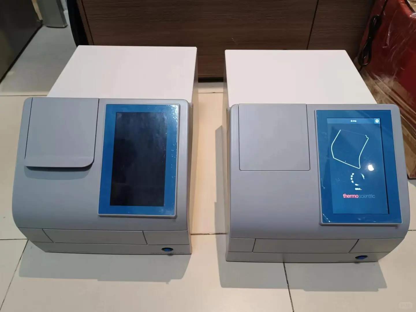 给类实验室设备滴滴滴