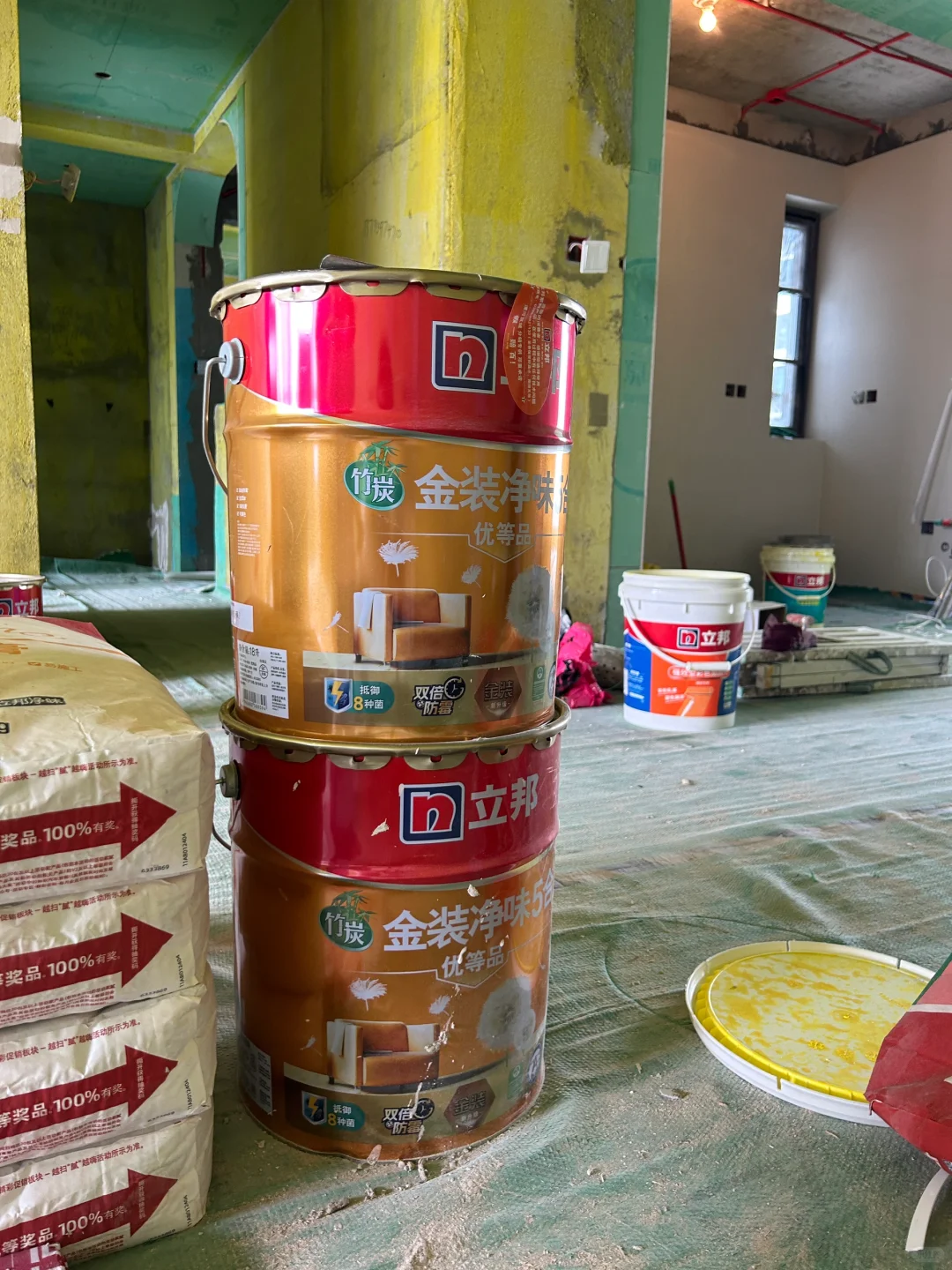 腻子粉材料一到，油漆工吓跑了?