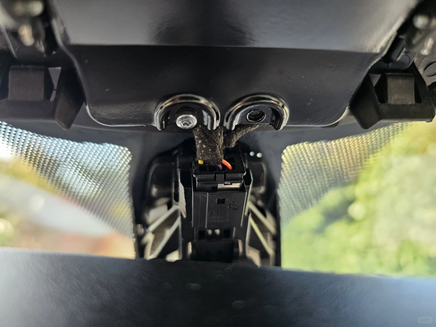 ??低成本不走线安装行车记录仪