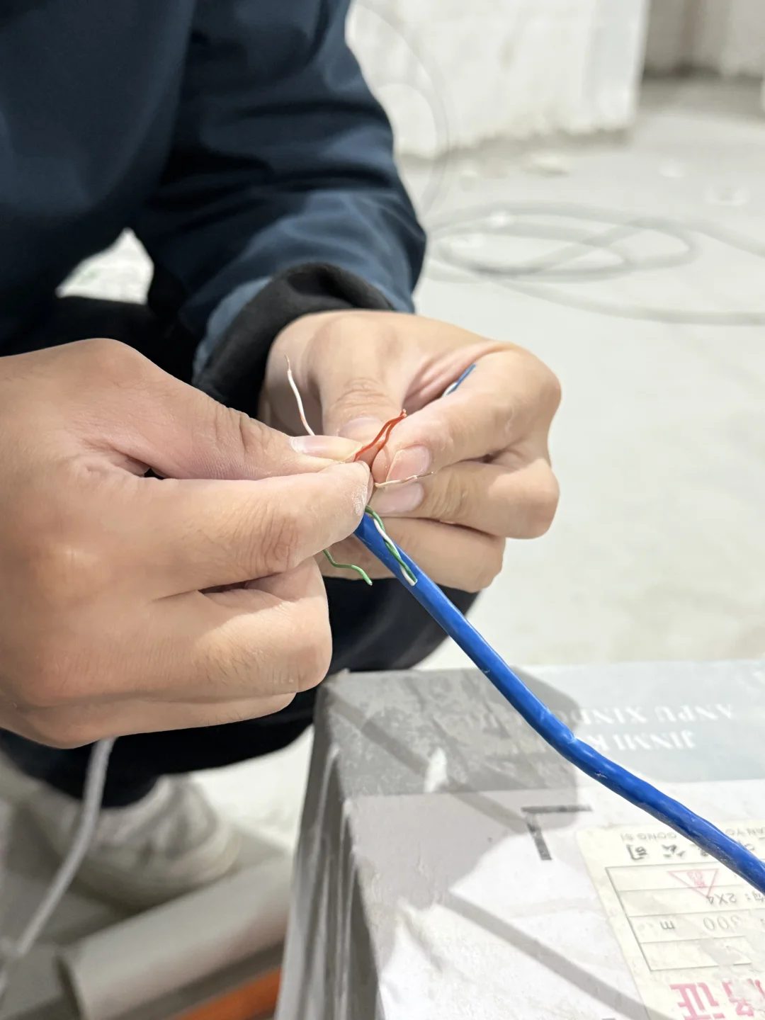 水电材料进场，有没有懂得帮忙看看