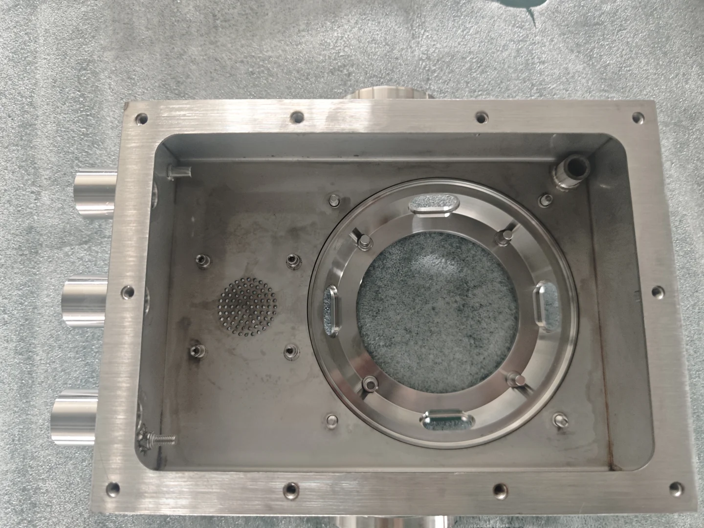 矿用本安型球机