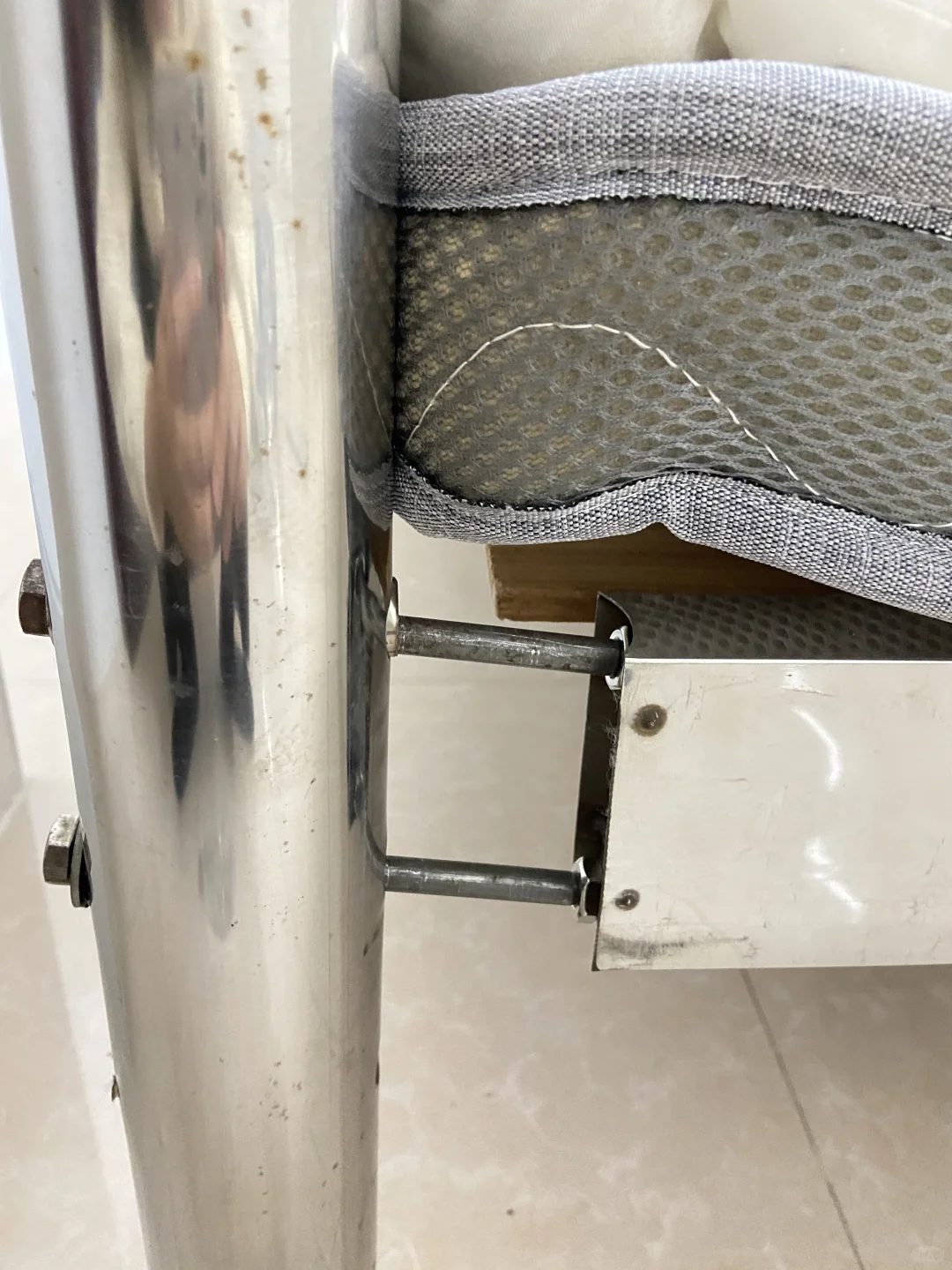 出租屋床短床垫大的改造