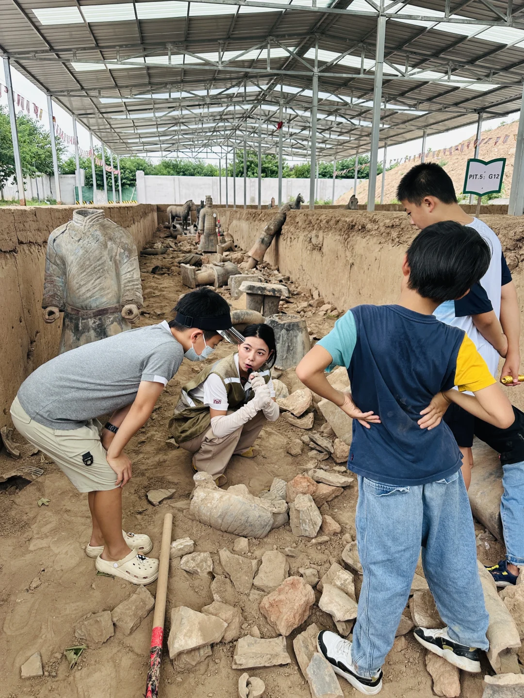 挖到宝啦?沉浸式考古体验太酷啦！