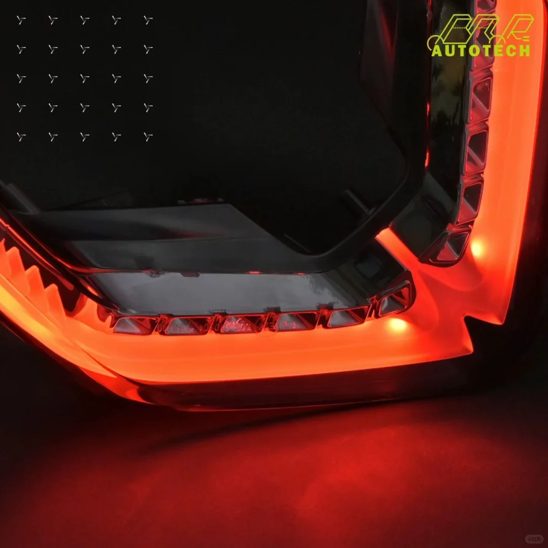 杜卡迪V4/V2 台湾BAR一体式熏黑改装尾灯