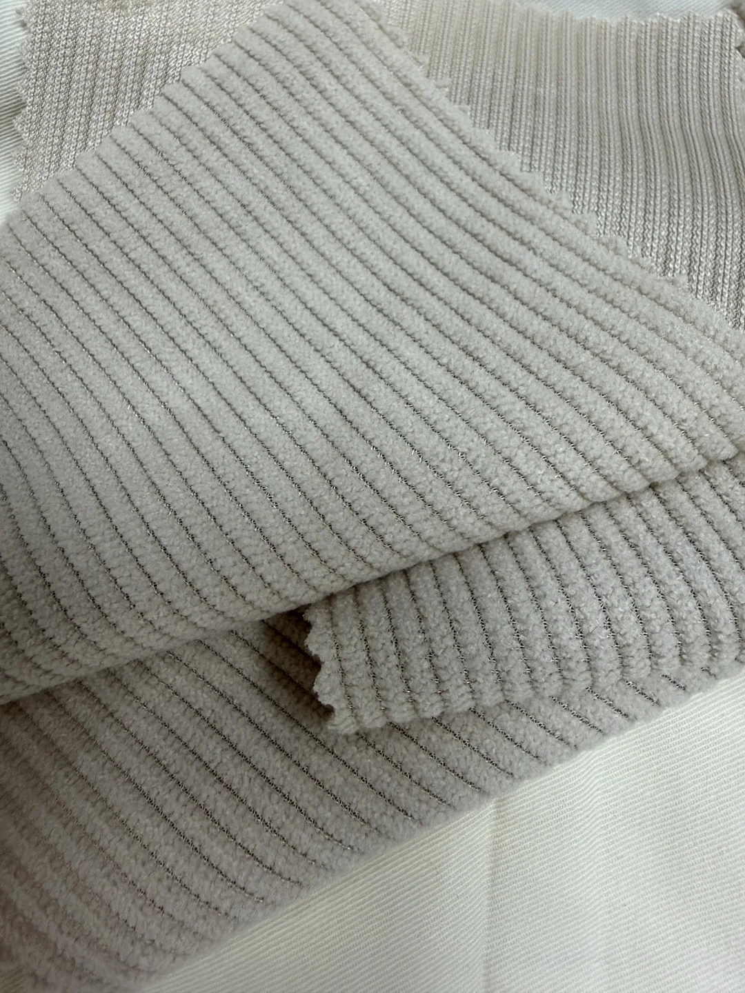 8坑弹力灯芯绒面料分享