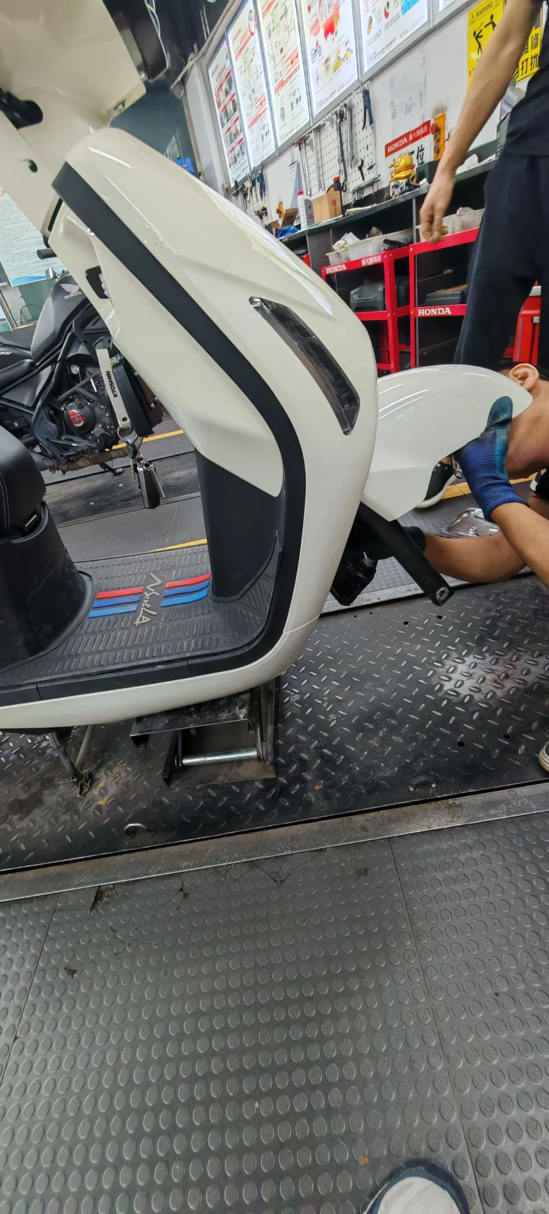 本田NS125LA前减震改装