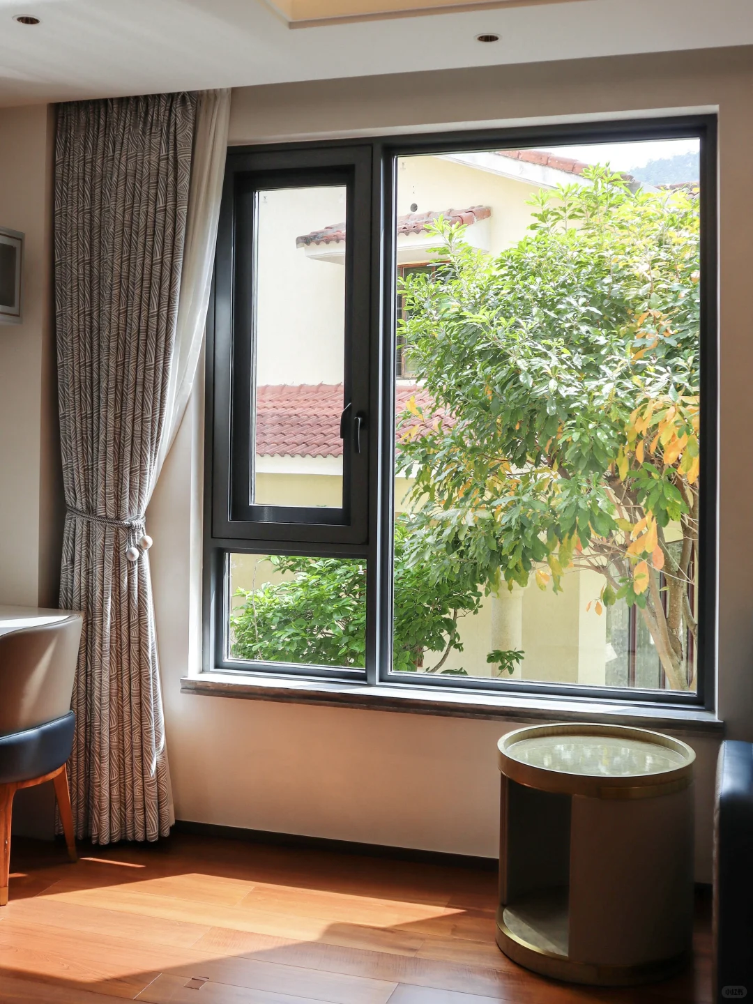 良心科普?听业内人说超白玻到底贵在哪