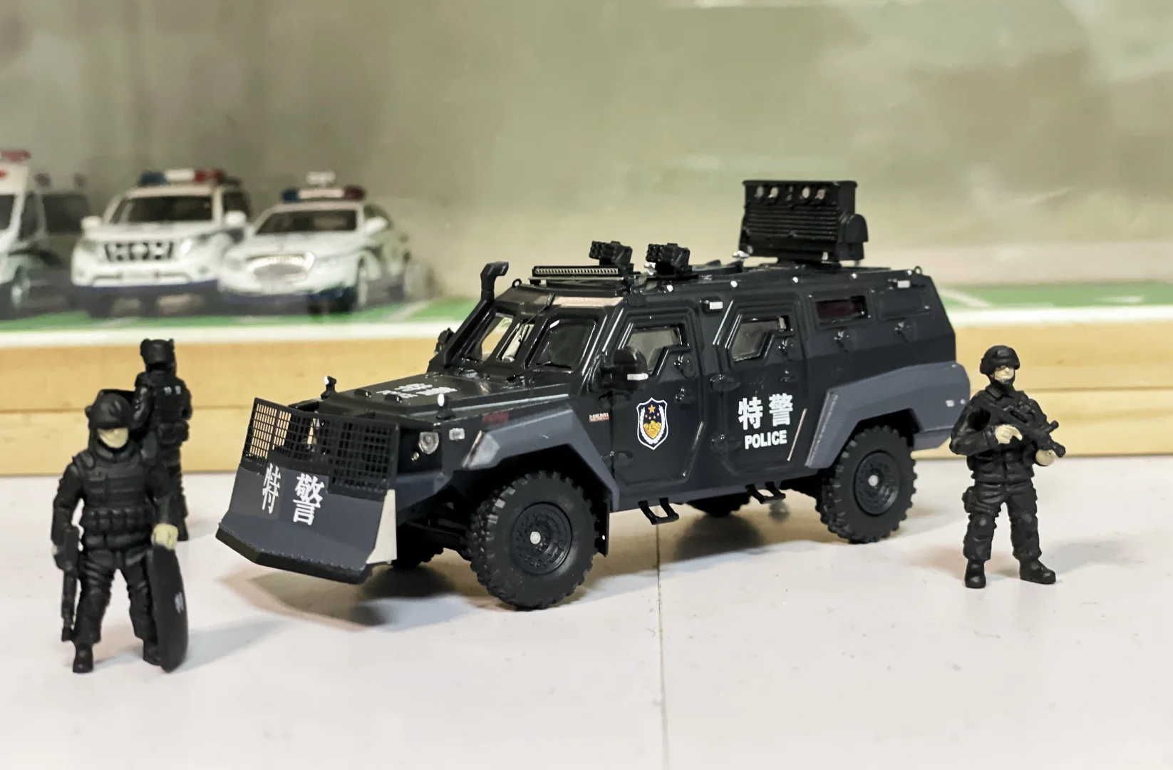 华凯棘龙防爆驱散车