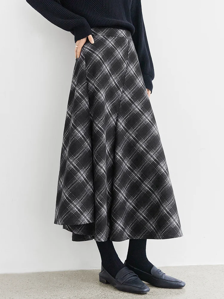 对白DUIBAI｜“格纹艺术家”不对称压褶半裙