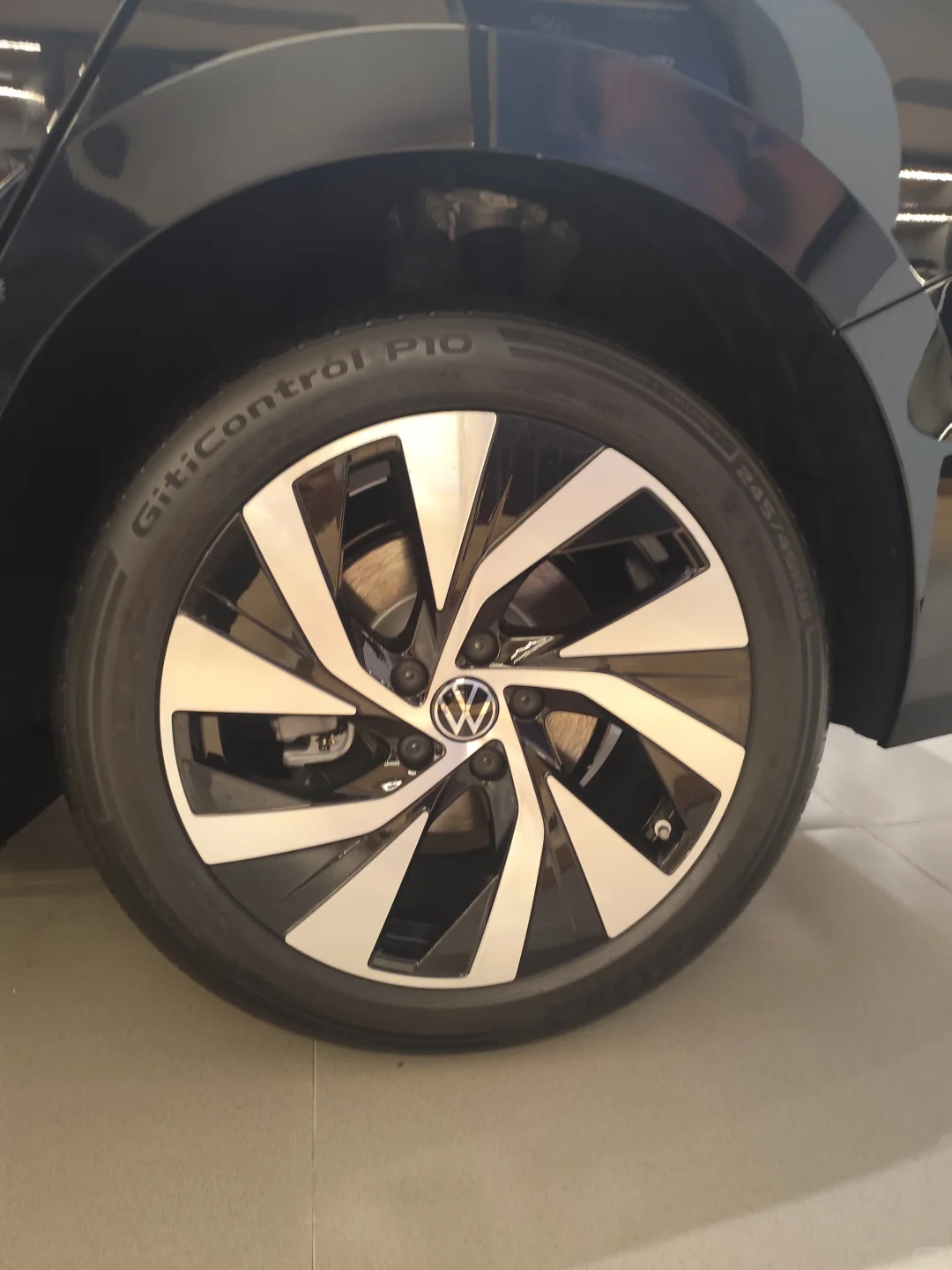 移动的智能客厅？坐进帕萨特PRO我彻底不想