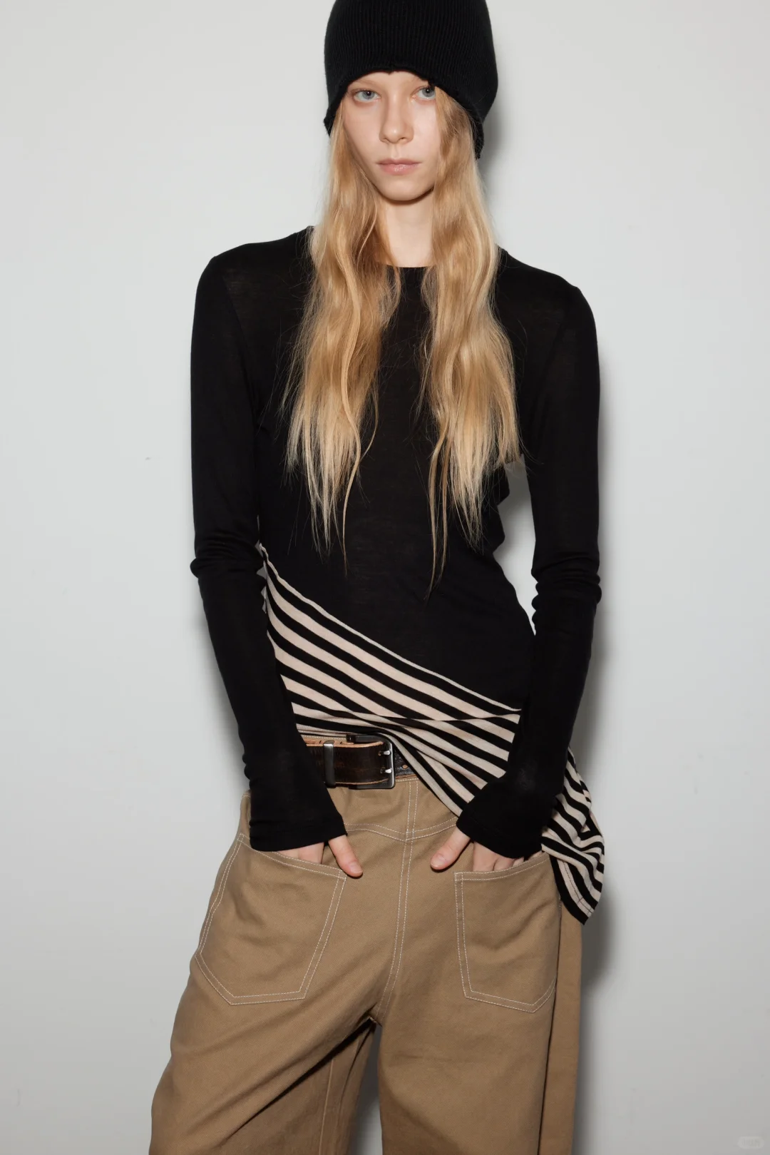 BOLD/italic｜条纹拼接斜摆打底衫