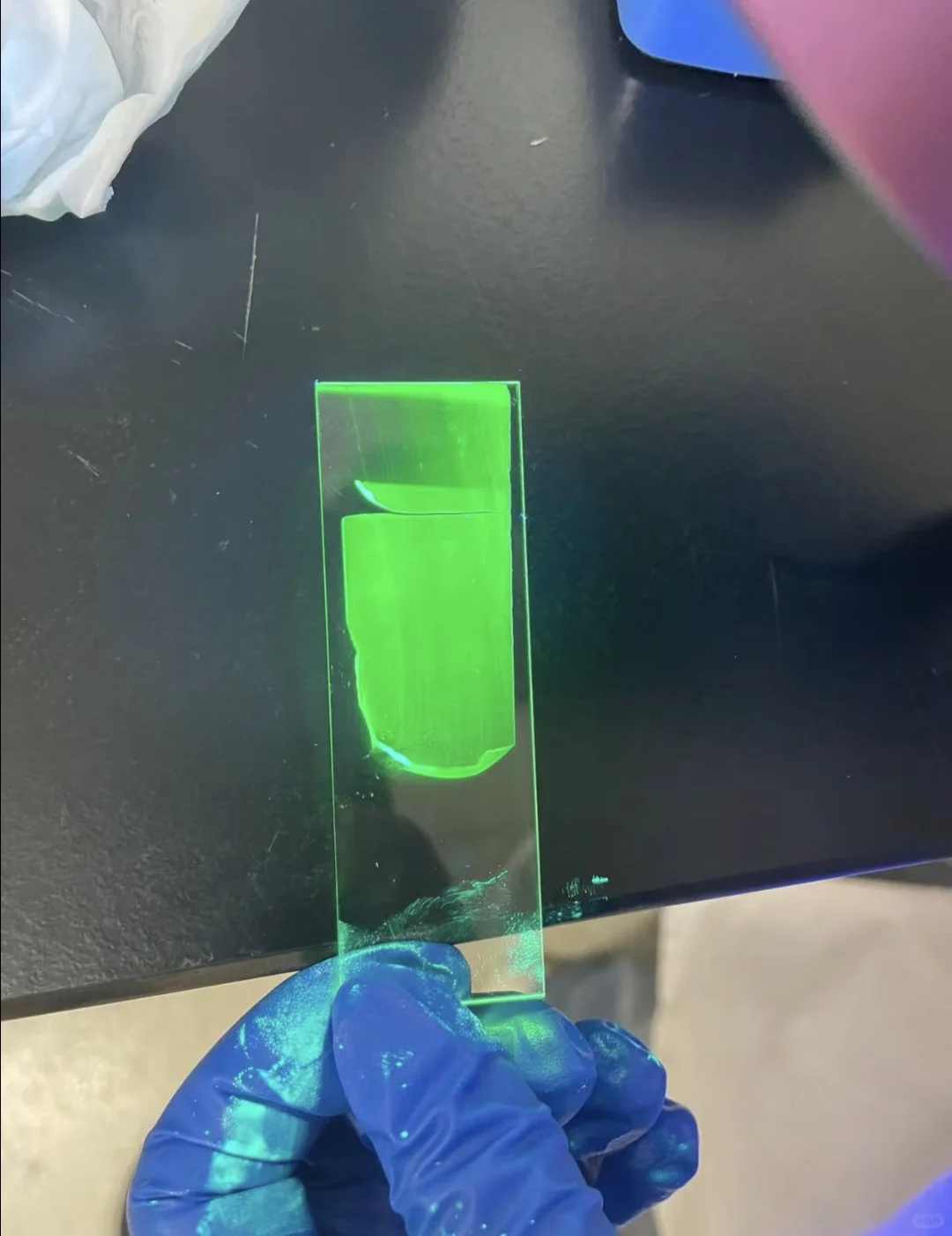 提高太阳能电池光电转换率的薄膜