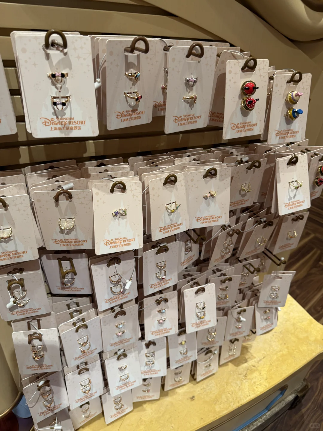 迪士尼最值得带走的特产。。。。。?99