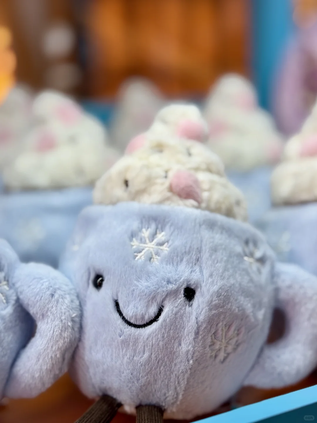 4个毛绒玩具，1700块，我不太理解…