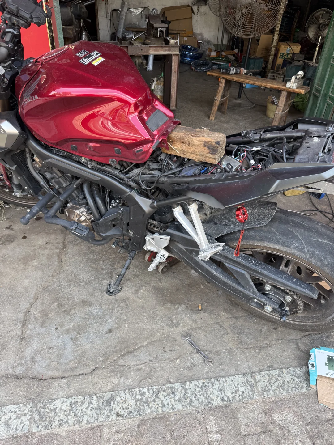 cb650r改后减震