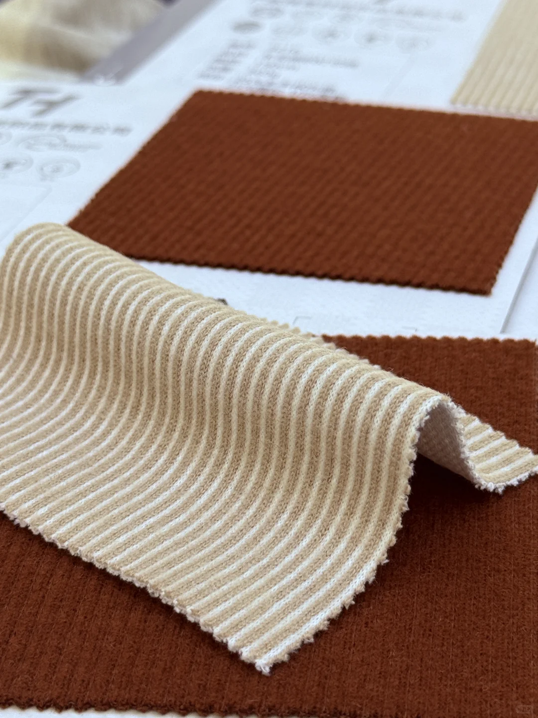 秋冬新款、羊毛面料、灯芯绒面料