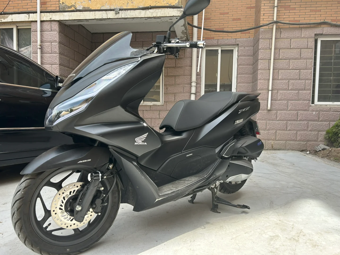 震惊！Pcx160更换xmax原厂后减震的使用感受