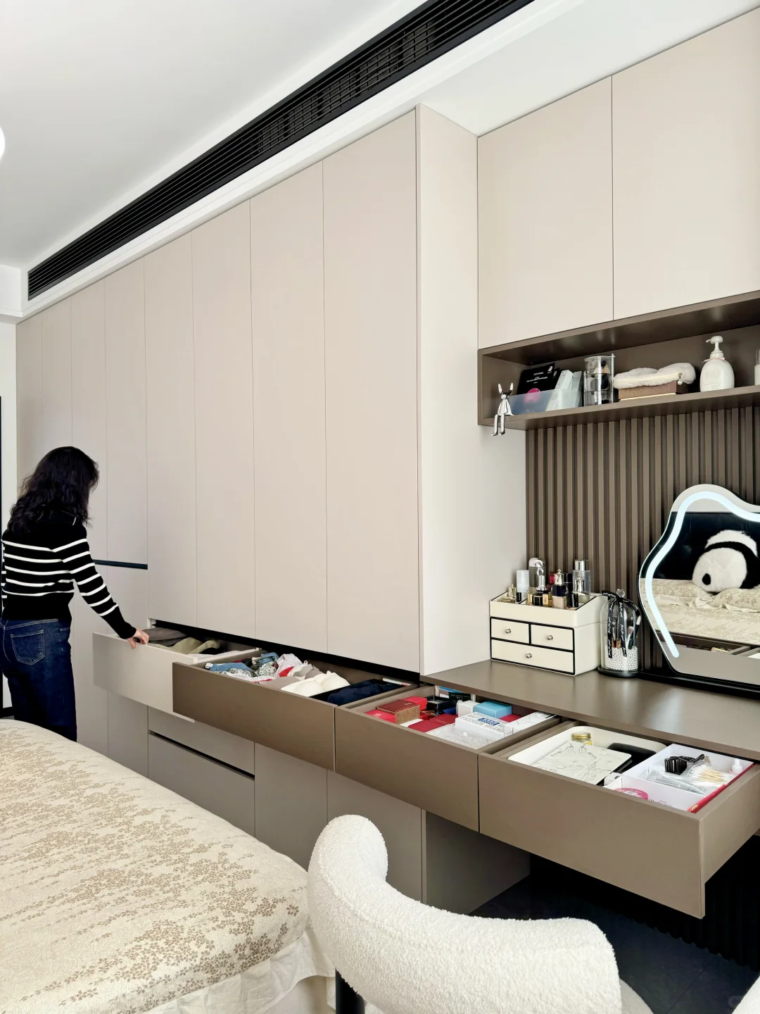 卧室3.3m做了床尾衣柜，超实用‼️【附尺寸】