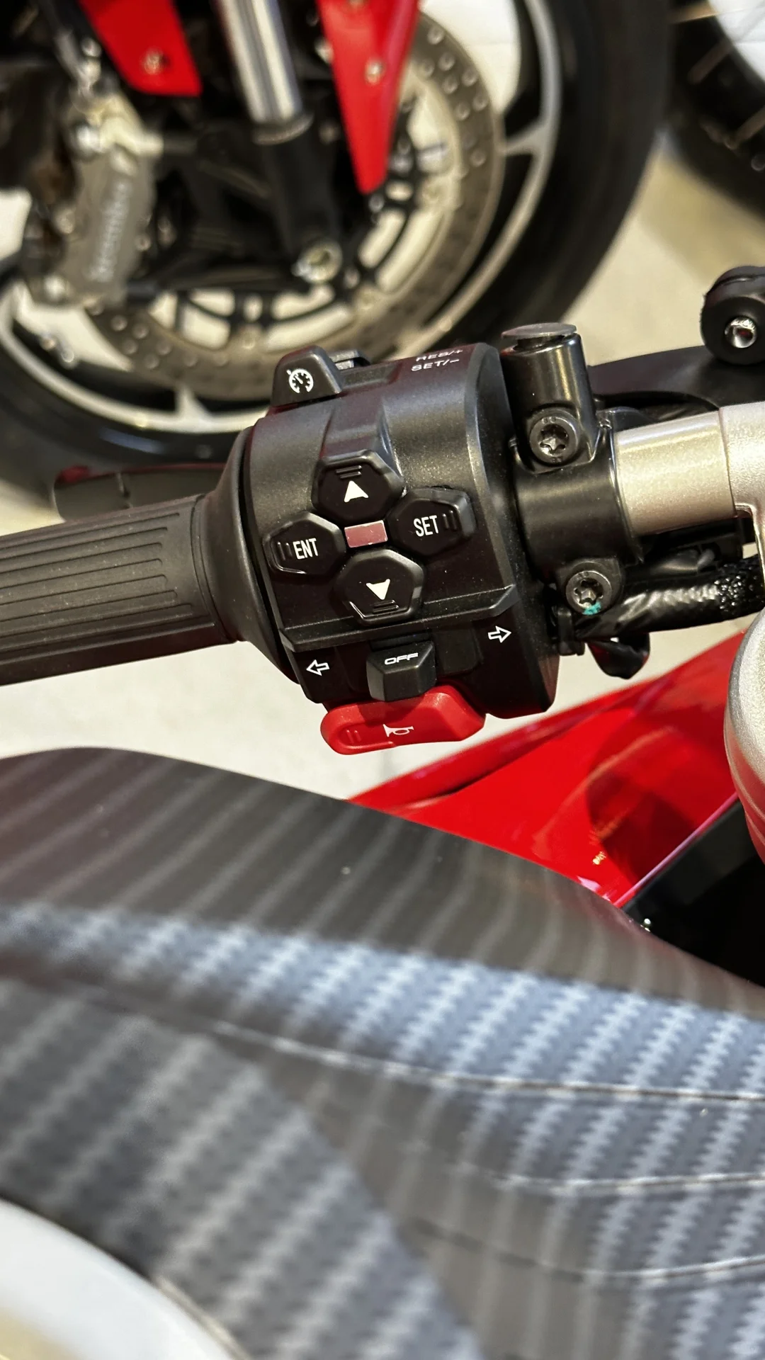 QJ赛550ES，能否成为QJ代表性机车？