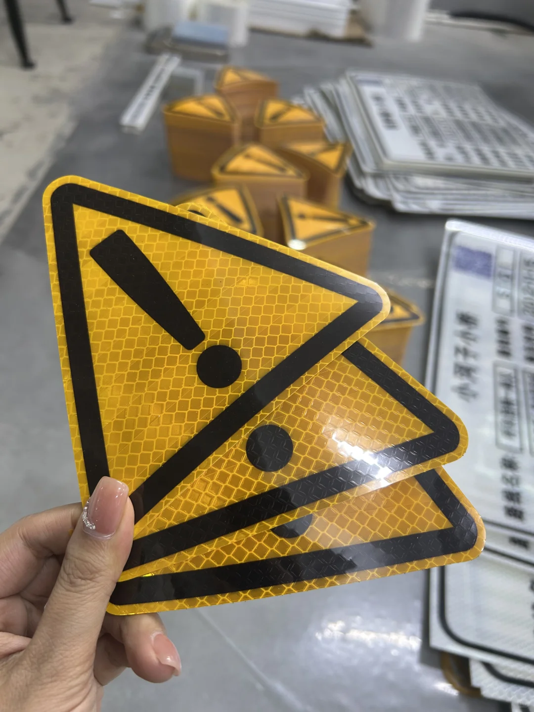 微棱镜交通反光膜黄色直接喷绘???