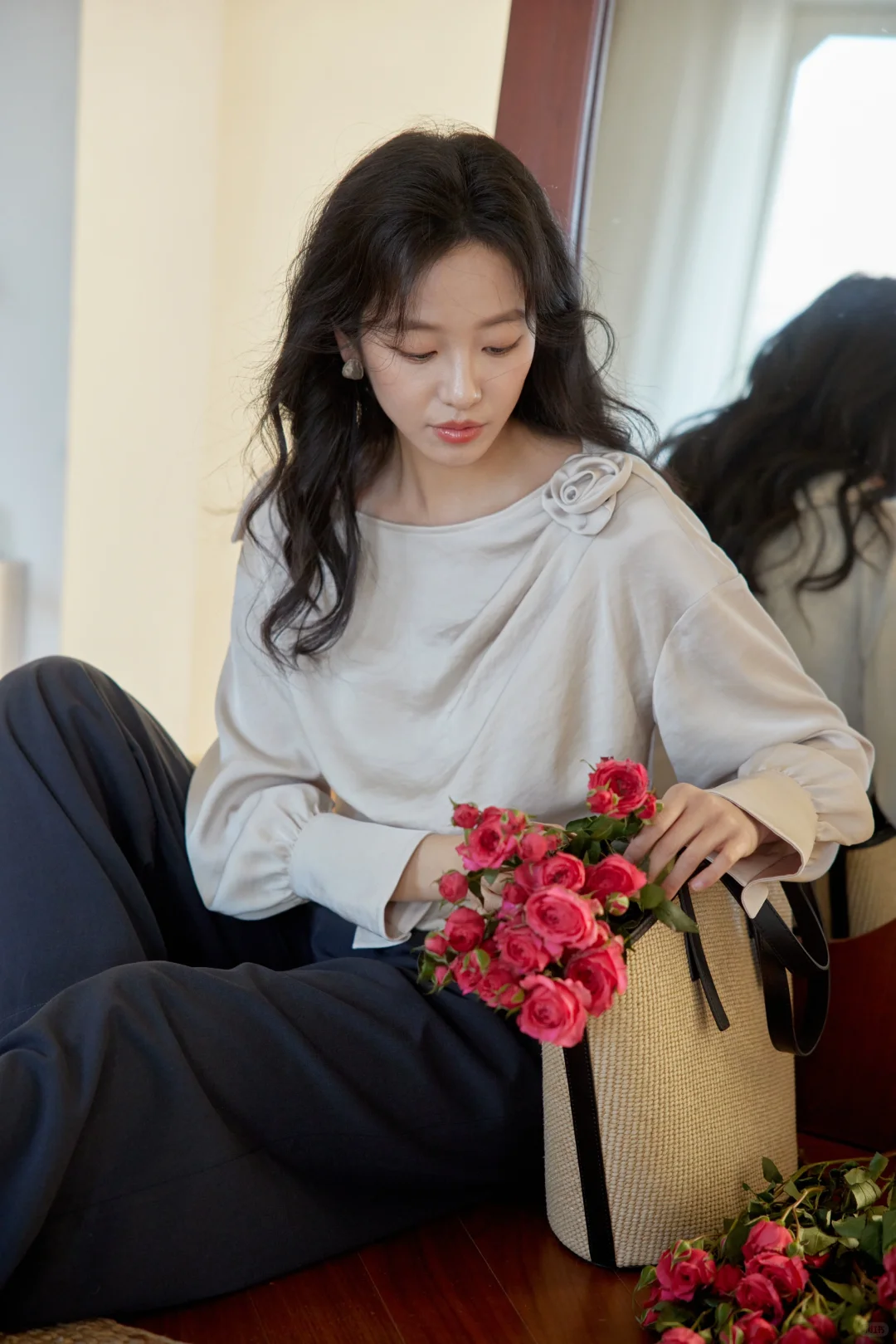 法式优雅小性感斜肩衬衣