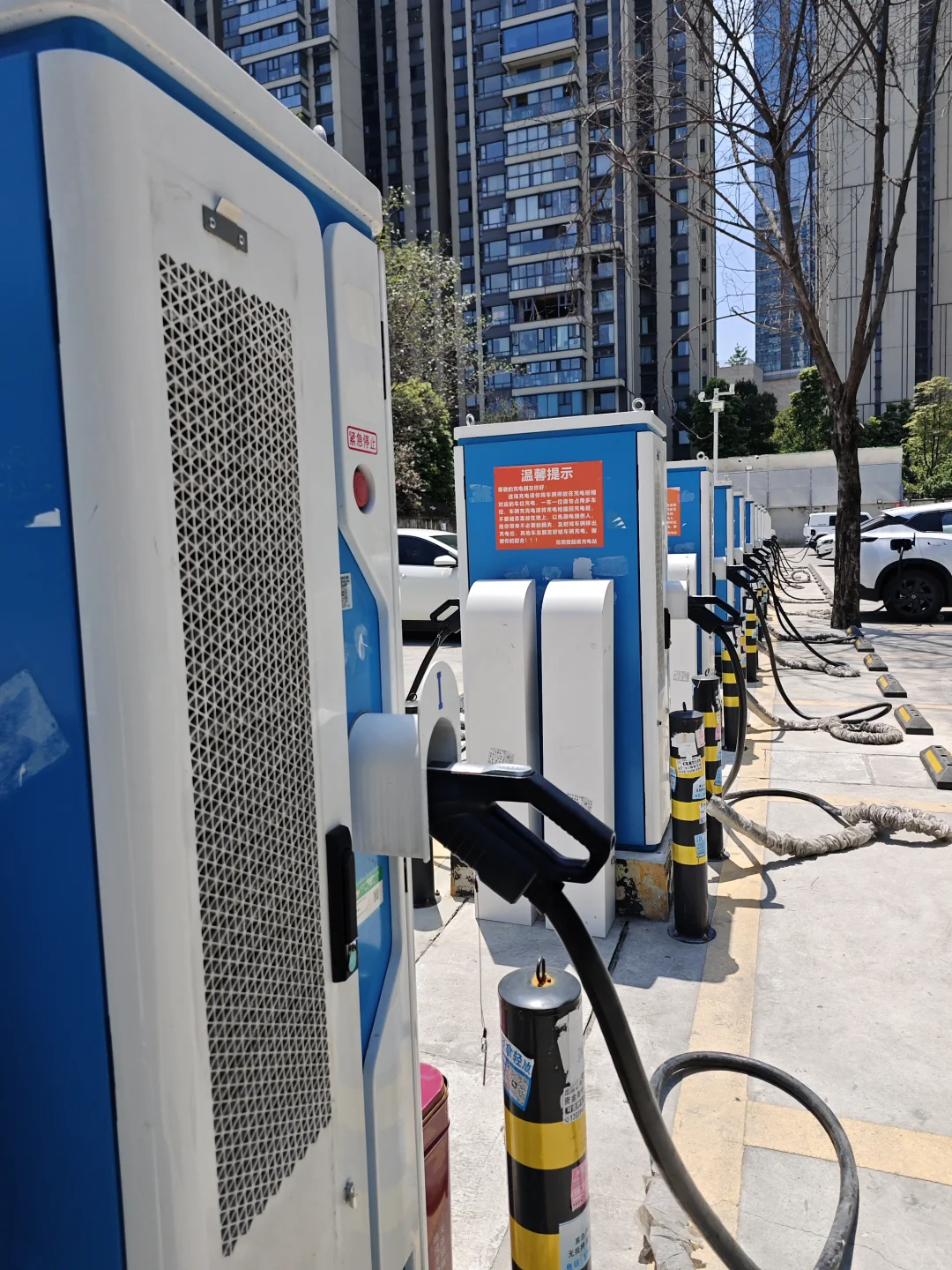 投资十台充电桩，月入5万+