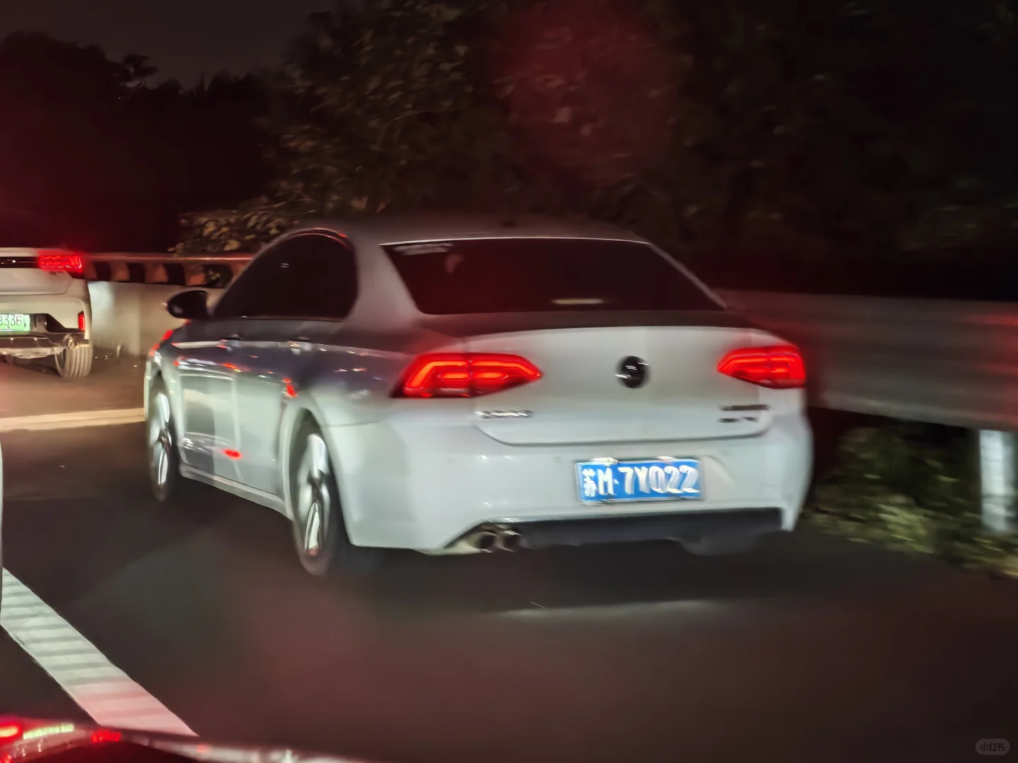 高速公路违章欢迎来举报