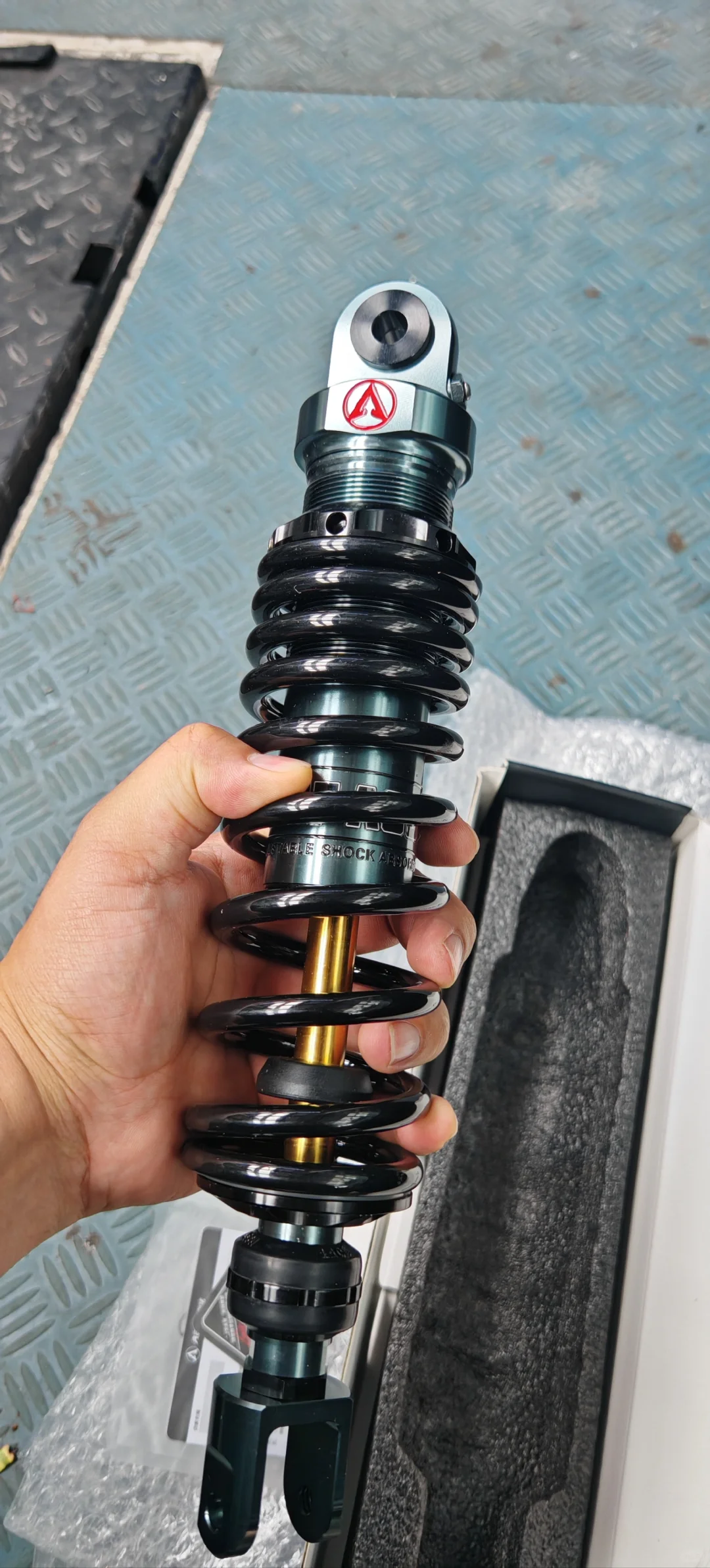 给小拉换了双米其林的鞋