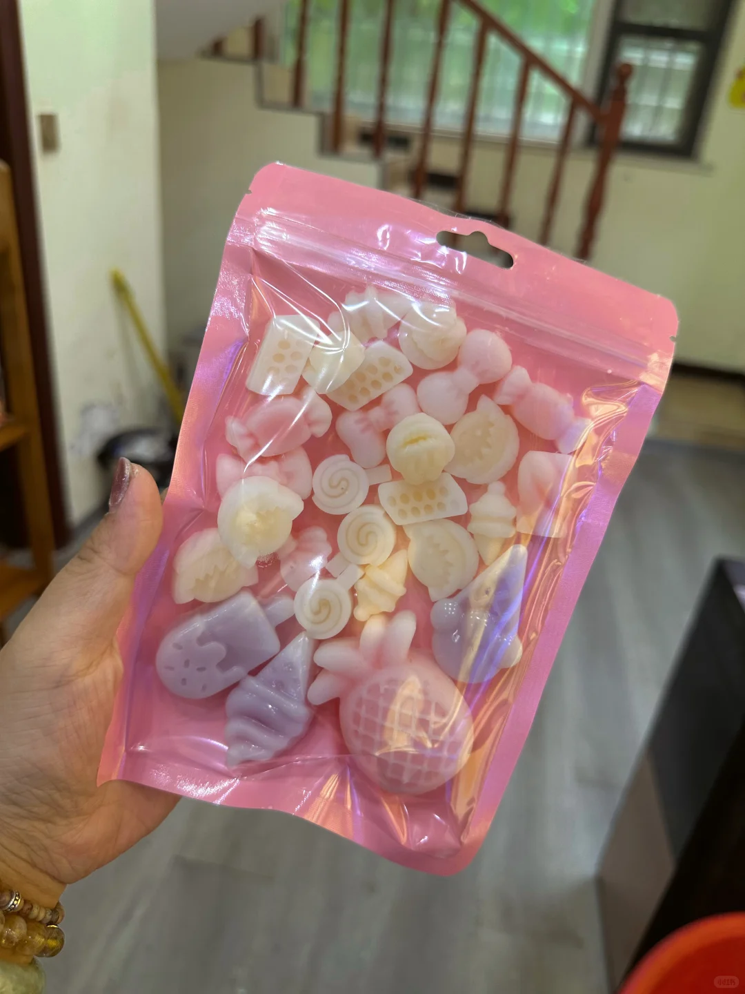 考古桌子，宇宙最辛苦