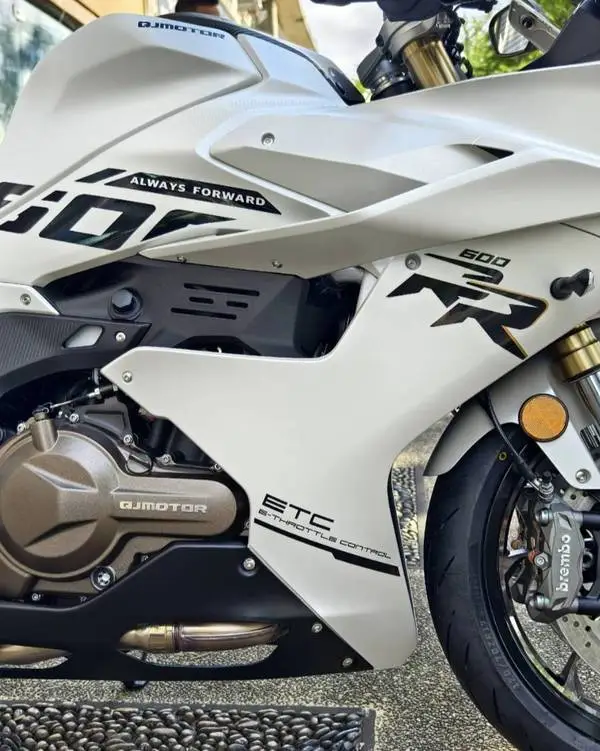 QJMotor赛550 ES上市 售价24,999元