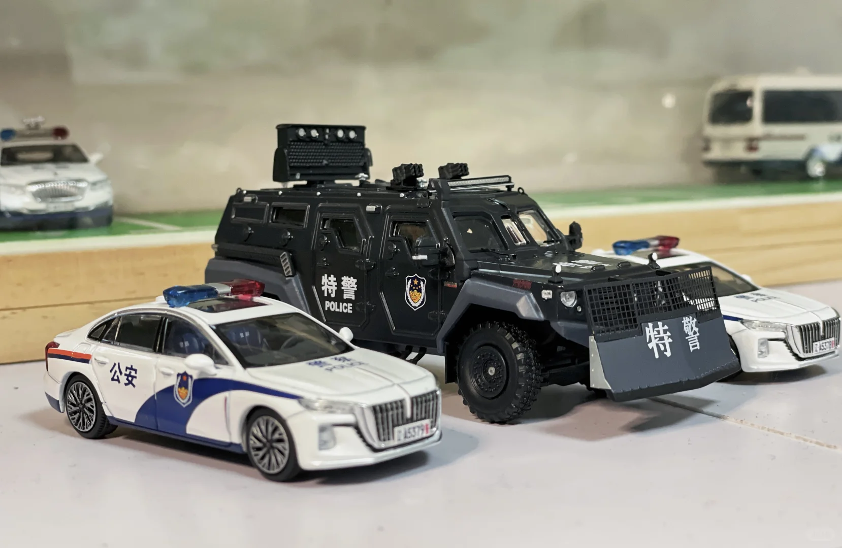 华凯棘龙防爆驱散车