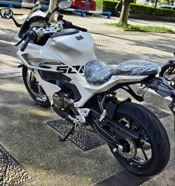 QJMotor赛550 ES上市 售价24,999元