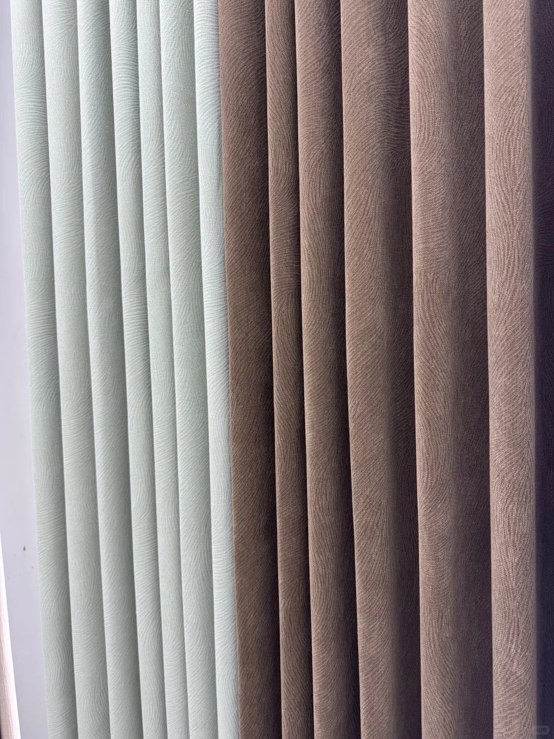 「选料不妥协，两面都出色」